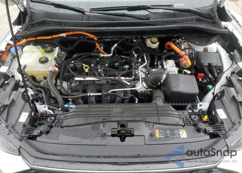 2023 Ford Escape Platinum z USA, uszkodzony, nr VIN 1FMCU0JZ4PUB23099